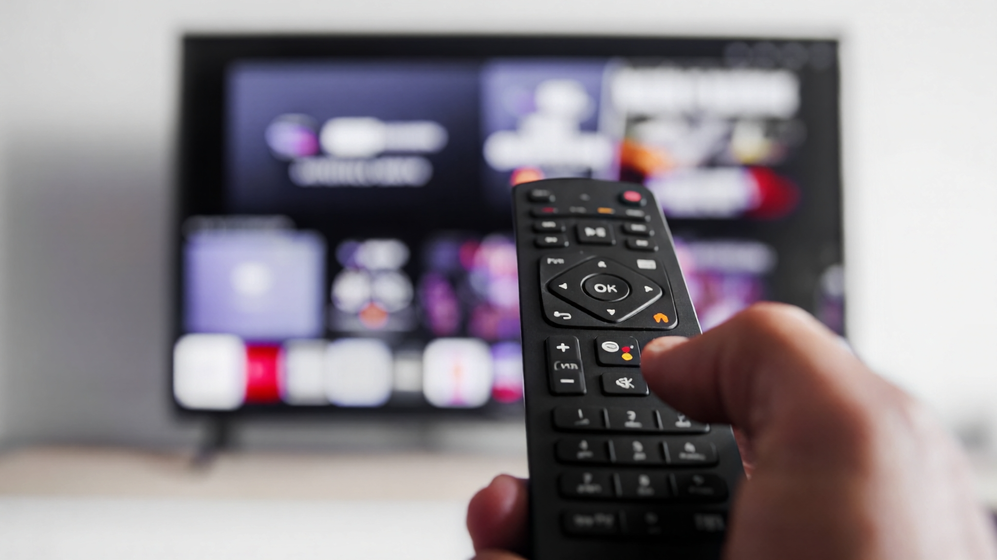 Como Transformar TV Antiga em Smart TV (Guia Completo e Atualizado 2026)