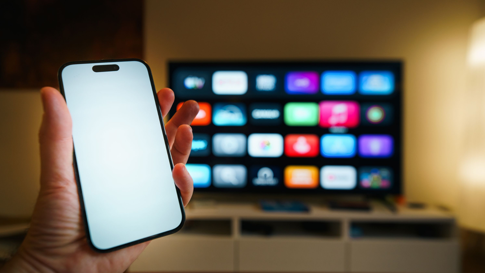Transmitir vs espelhar qual economiza mais bateria?